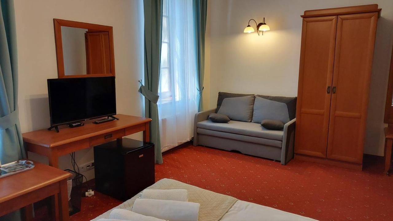 Villa Toskana Погожелица Екстериор снимка